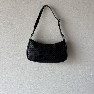 Elegant Black Woven Shoulder Bag